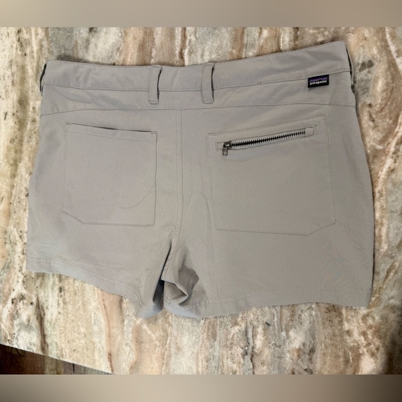 Women’s PATAGONIA Happy Hike light grey shorts- Size 10 - Picture 3 of 6